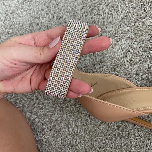 Nude/tan pointed toe heels | Rhinestone ankle band | Size 8 - Picture 11 of 11